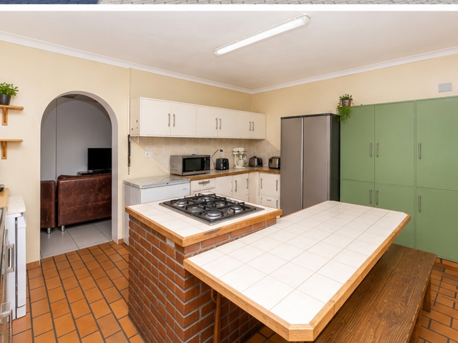 4 Bedroom Property for Sale in Ottery East Western Cape
